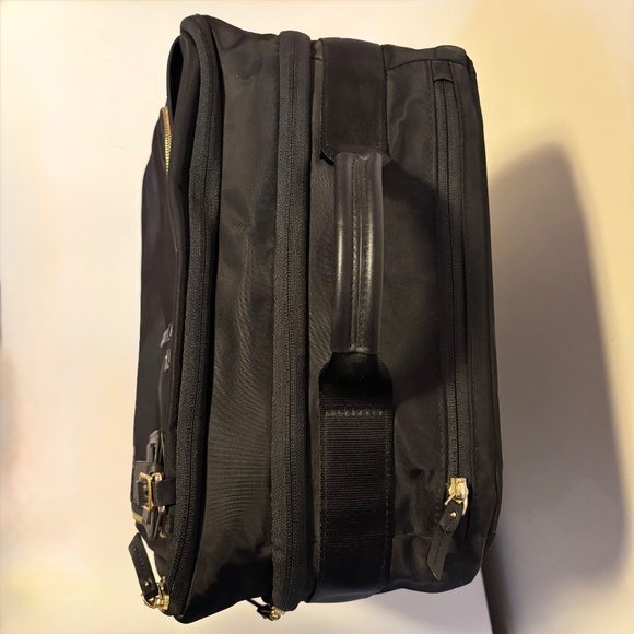 Tumi Voyageur Oslo Compact Roller Bag Small Carry On Luggage Suitcase Black Gold - Picture 2 of 5